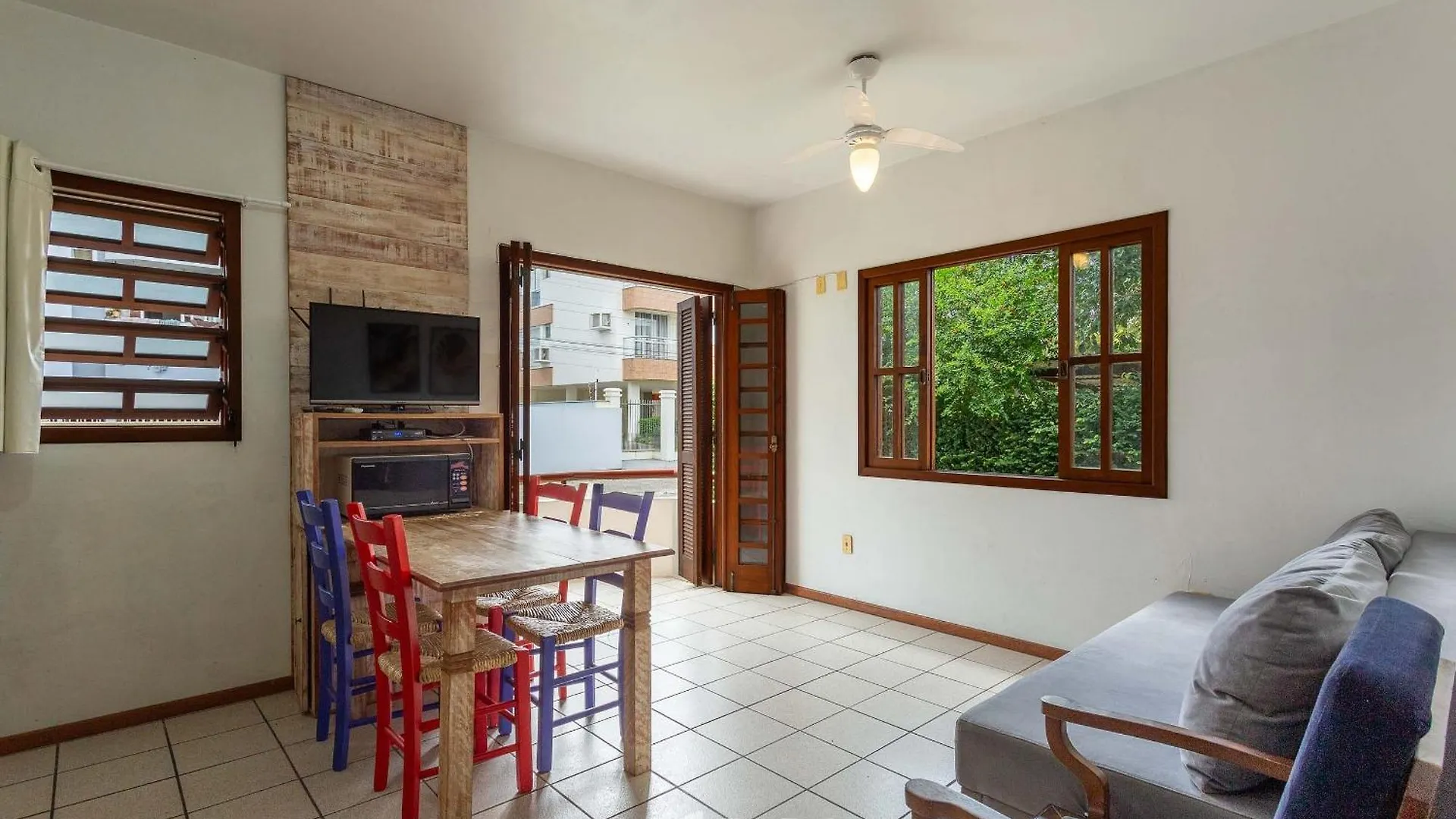 Lindos Apartamentos Prox Da Praia Stcy Florianópolis شقة