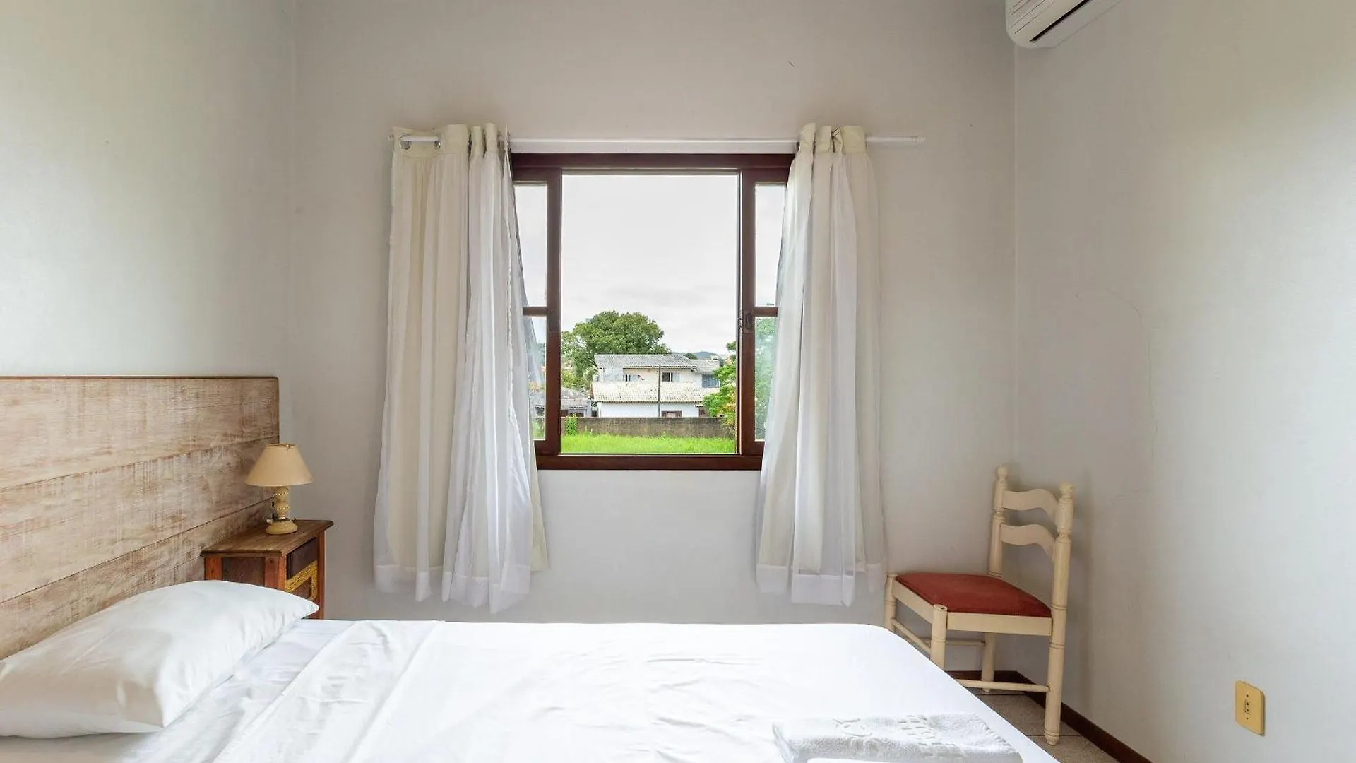 Lindos Apartamentos Prox Da Praia Stcy Florianópolis 0*,  البرازيل