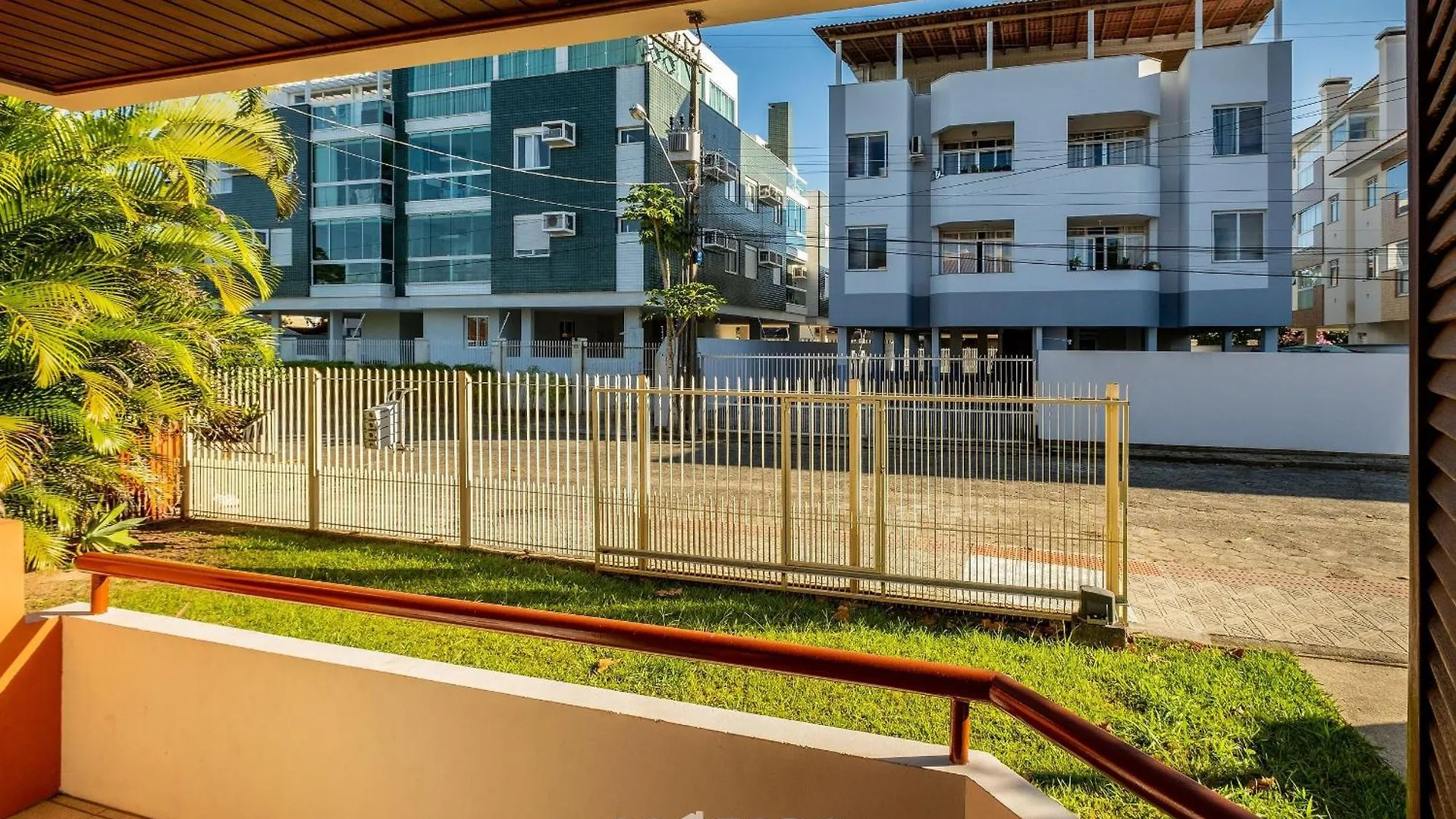 Lindos Apartamentos Prox Da Praia Stcy Florianópolis