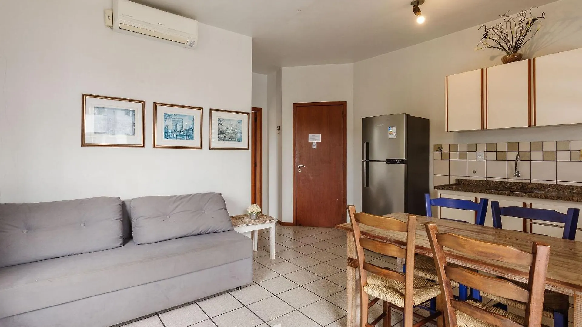 Lindos Apartamentos Prox Da Praia Stcy Florianópolis
